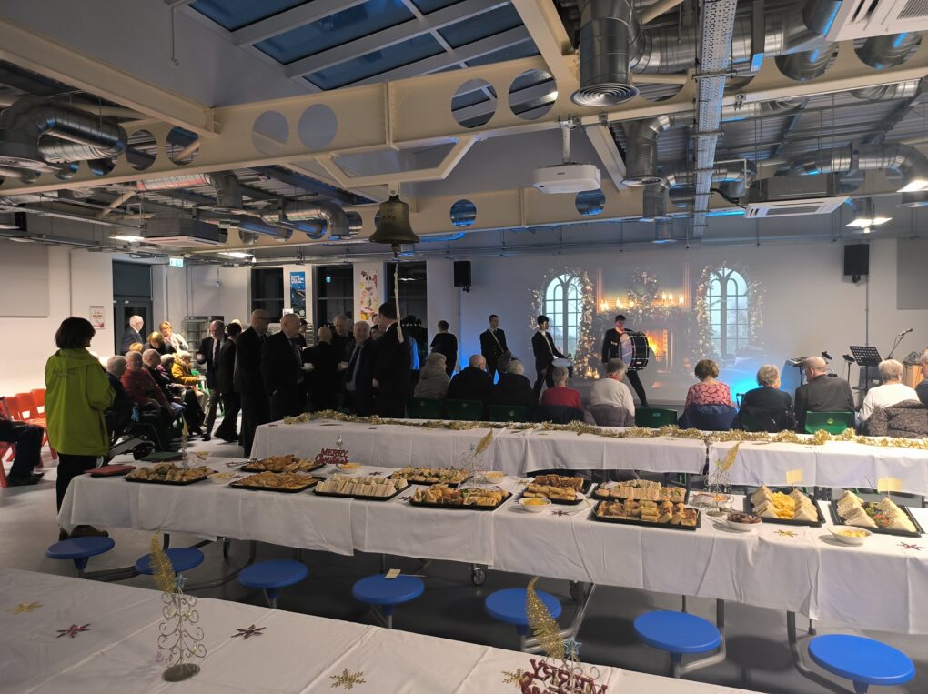 Attendees for buffet